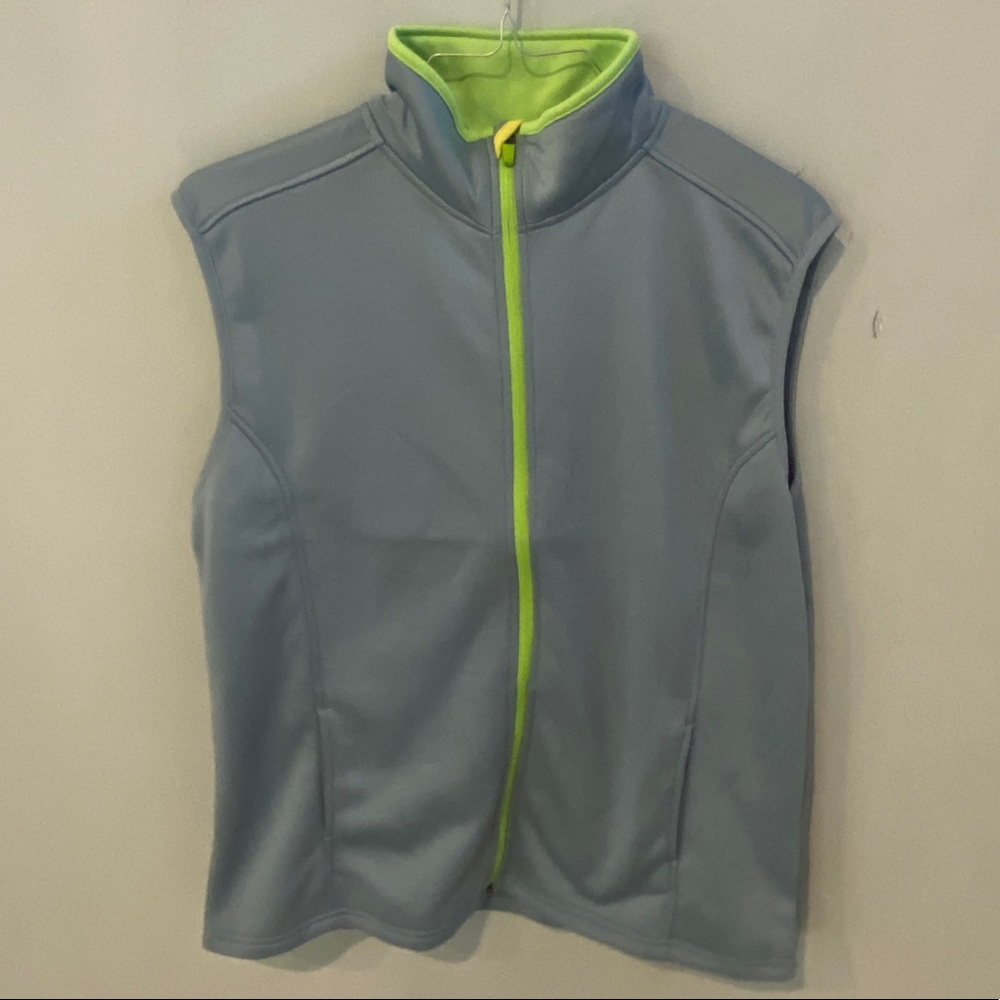 Grey Vest - Picture 2 of 4
